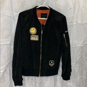 💀sold💀 black patch bomber jacket